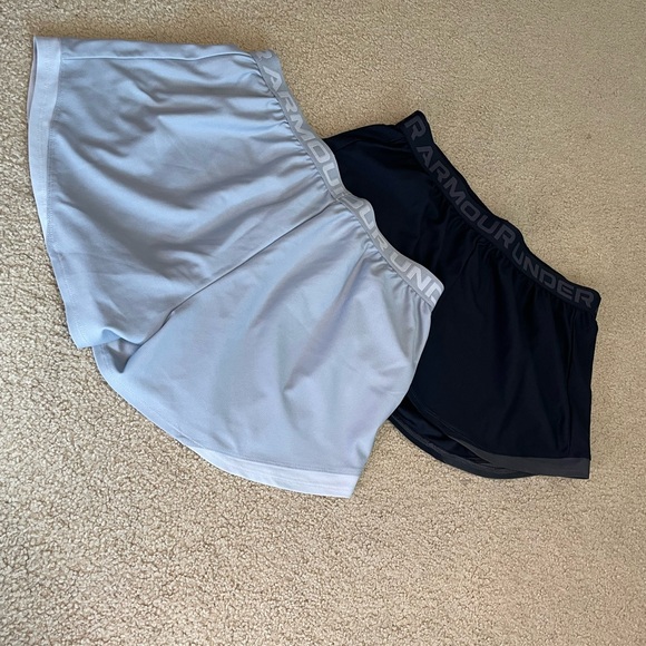 Under Armour Gray and Black Shorts Duo - Picture 5 of 11